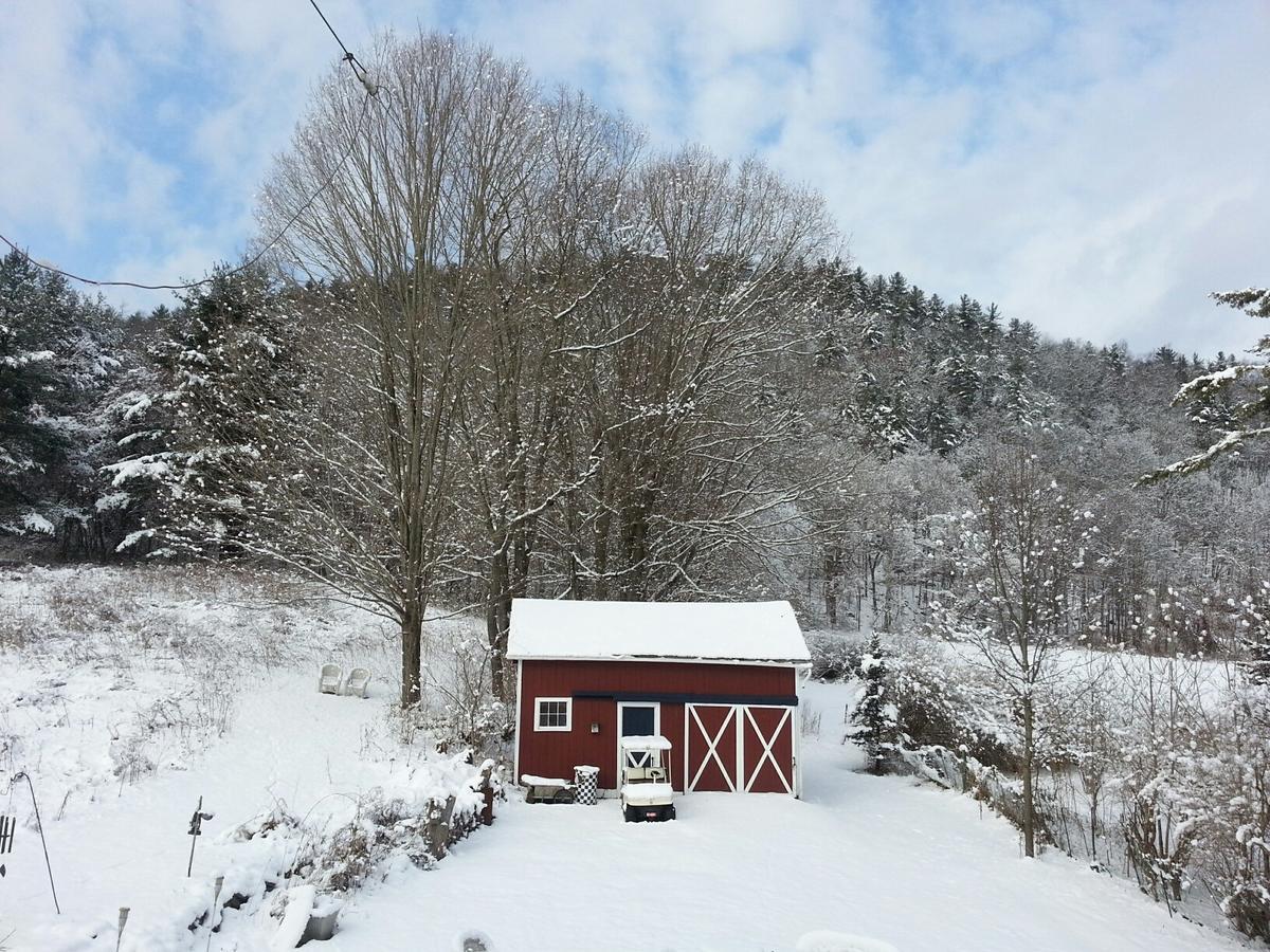 Bed and Breakfast A Meadow House Lakeville Exteriér fotografie